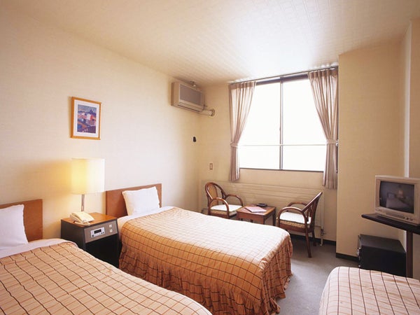 朝発バス/ホテルシャレー竜王・1泊リフト券付(利用日数選択)2